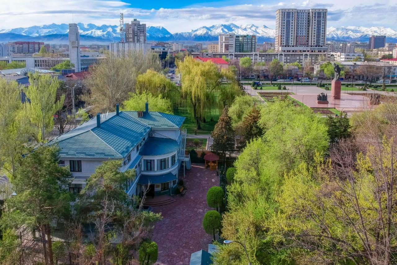 Navat Hotel Bishkek Luaran gambar